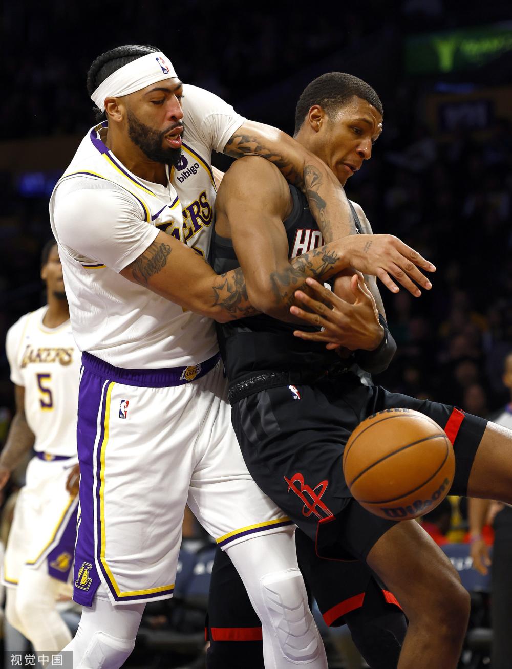 尤其是在资 尤其是在资