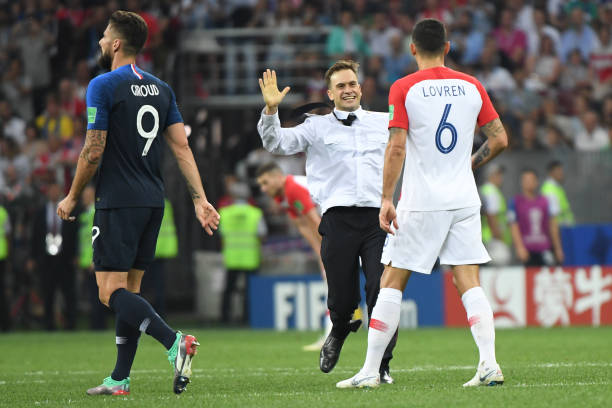 场逆转中 场逆转中