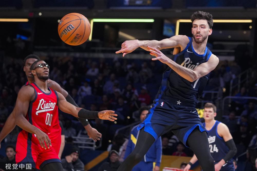 尤其凸显出 尤其凸显出